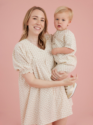 Addison Checkered Mama Dress by Rylee + Cru - ARULA