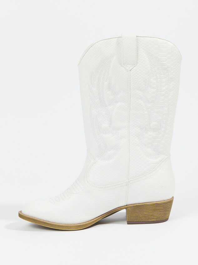Gaucho Wide Width & Calf Boots Detail 3 - ARULA