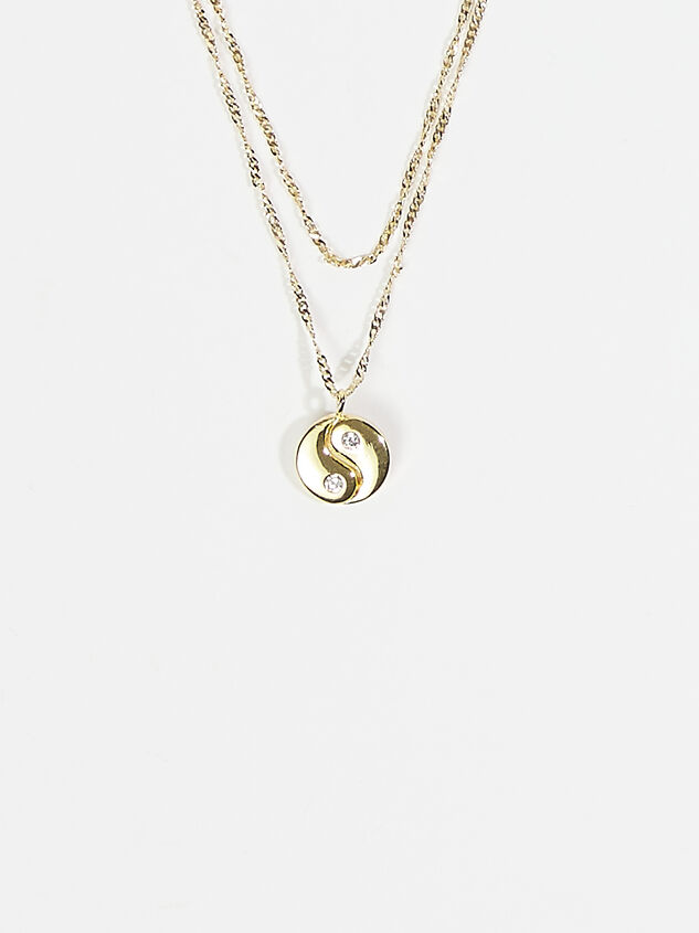 18k Gold Ying Yang Necklace Detail 2 - ARULA