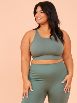 Seamless Ribbed Strappy Sports Bra - ARULA