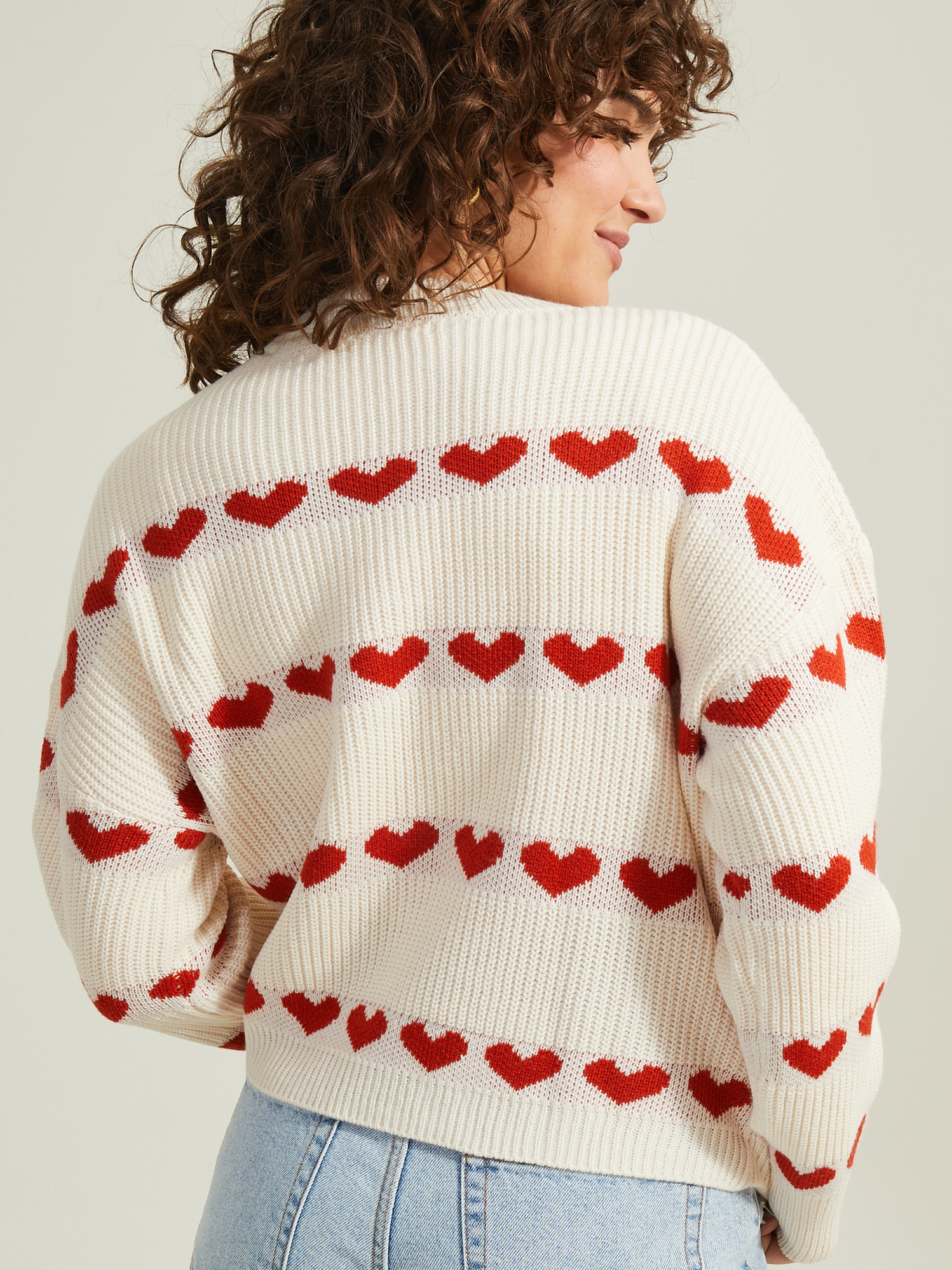 Heart pullover 2025 sweater