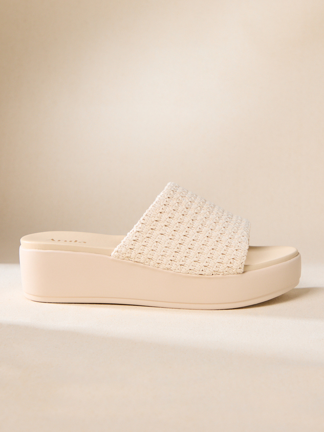 Isla Flatform Wedge Detail 2 - ARULA