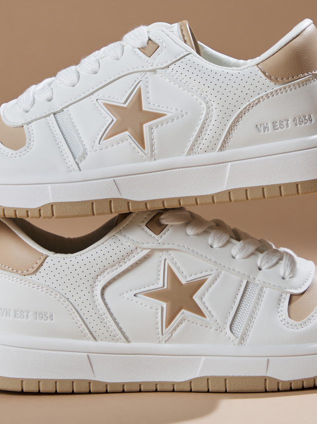 Stellar Kicks Sneakers By Vintage Havana Detail 3 - ARULA