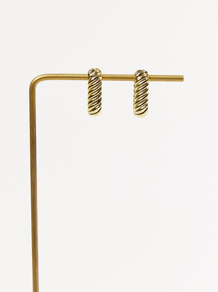 18K Gold Twist Oval Hoop Earrings - ARULA