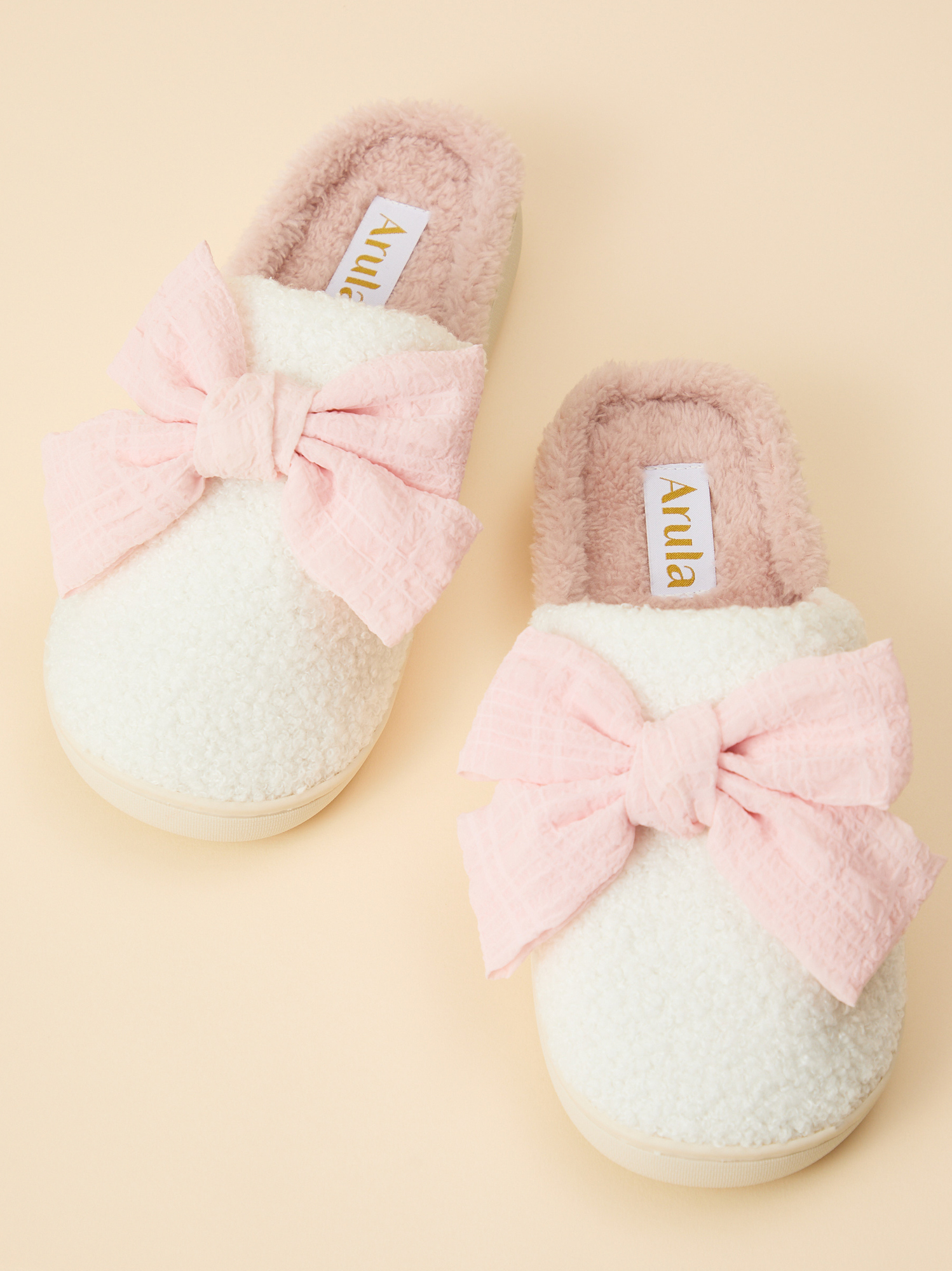 Pink bow slippers store