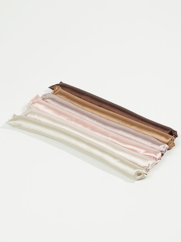 Satin Wrapped Flexible Curling Rods Detail 2 - ARULA