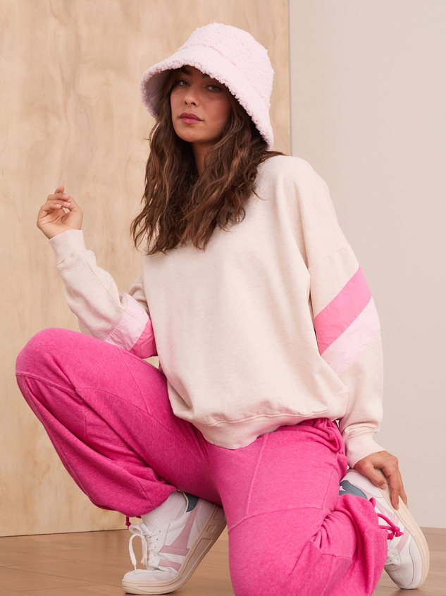 Show Stopper Sweatshirt Detail 2 - ARULA