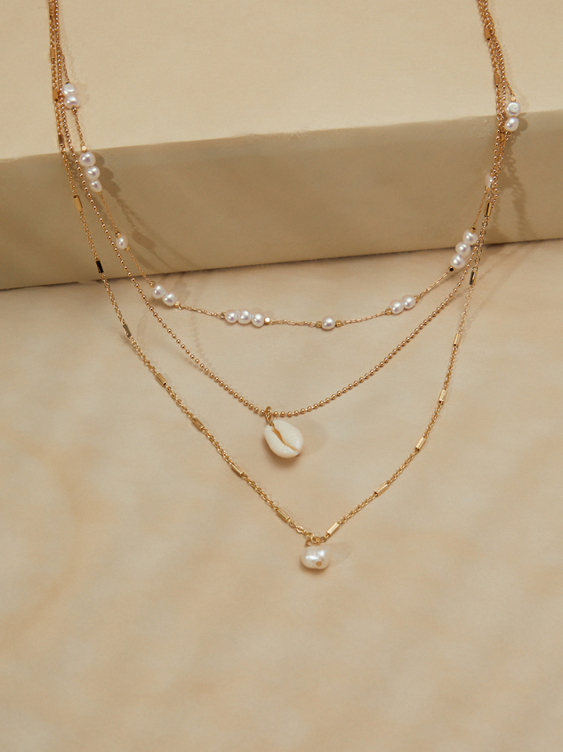 Layered Pearl & Shell Necklace Detail 2 - ARULA