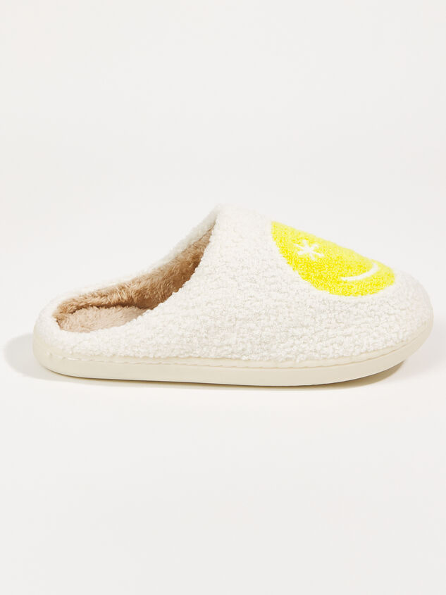 Star Smiley Slippers Detail 2 - ARULA
