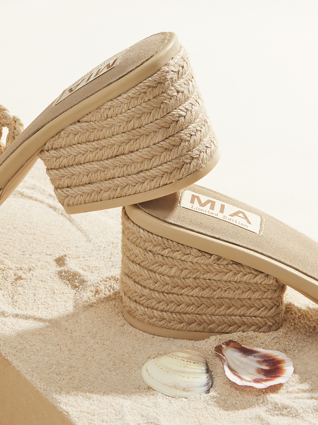 Isla Woven Heels Detail 3 - ARULA