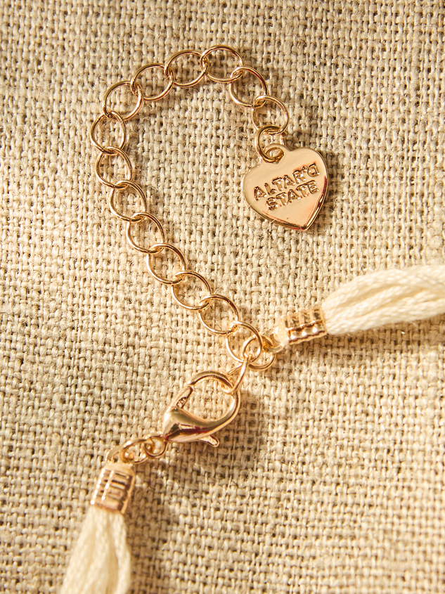 Sunset Shell Statement Necklace Detail 2 - ARULA