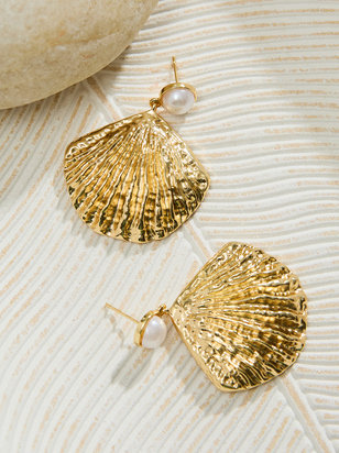 Pearly Seashell Dangle Earrings - ARULA