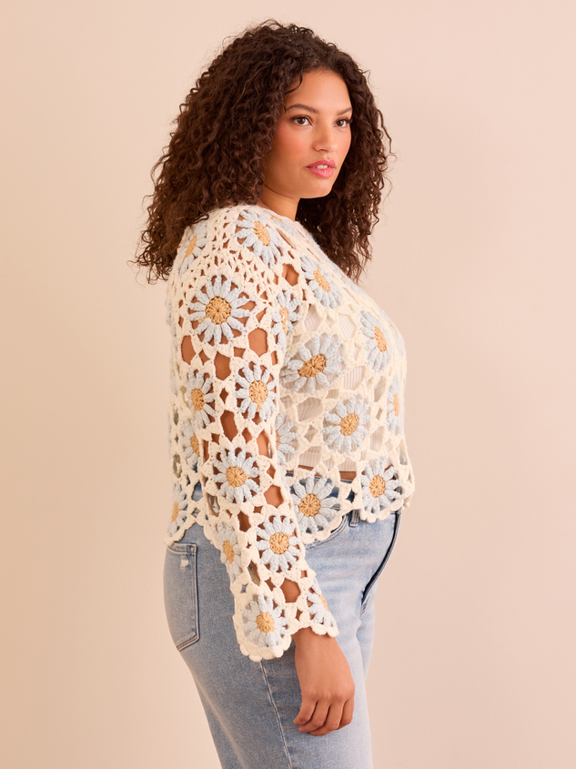 Celicia Flower Crochet Sweater Detail 3 - ARULA