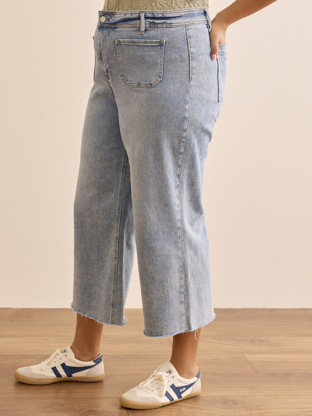 Benny Wide Leg Jeans Detail 4 - ARULA