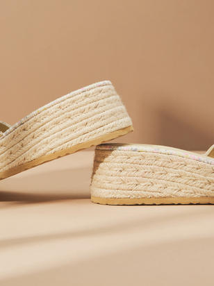 The Praciee Platform Sandal - ARULA