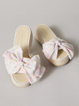The Praciee Platform Sandal - ARULA - 