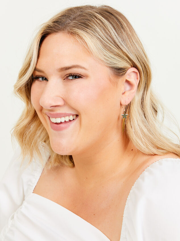 Shining Star Earrings Detail 2 - ARULA