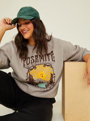 Yosemite Oversized Sweatshirt - ARULA