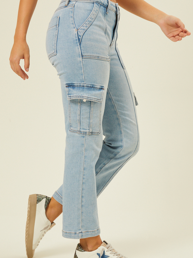 Sadie Cargo Straight Jeans Detail 3 - ARULA