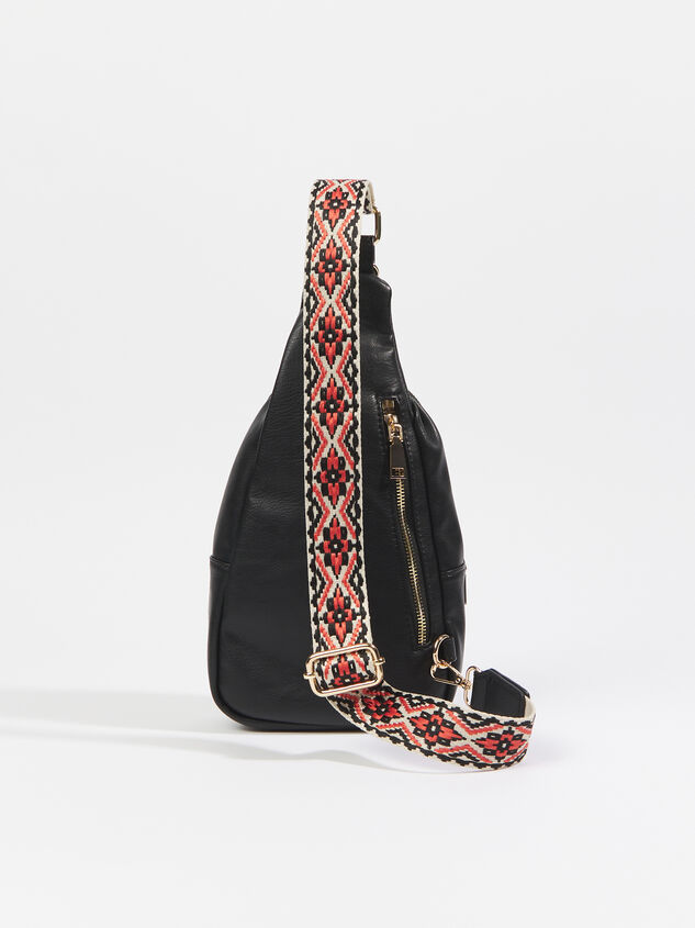 Vana Sling Bag Detail 3 - ARULA