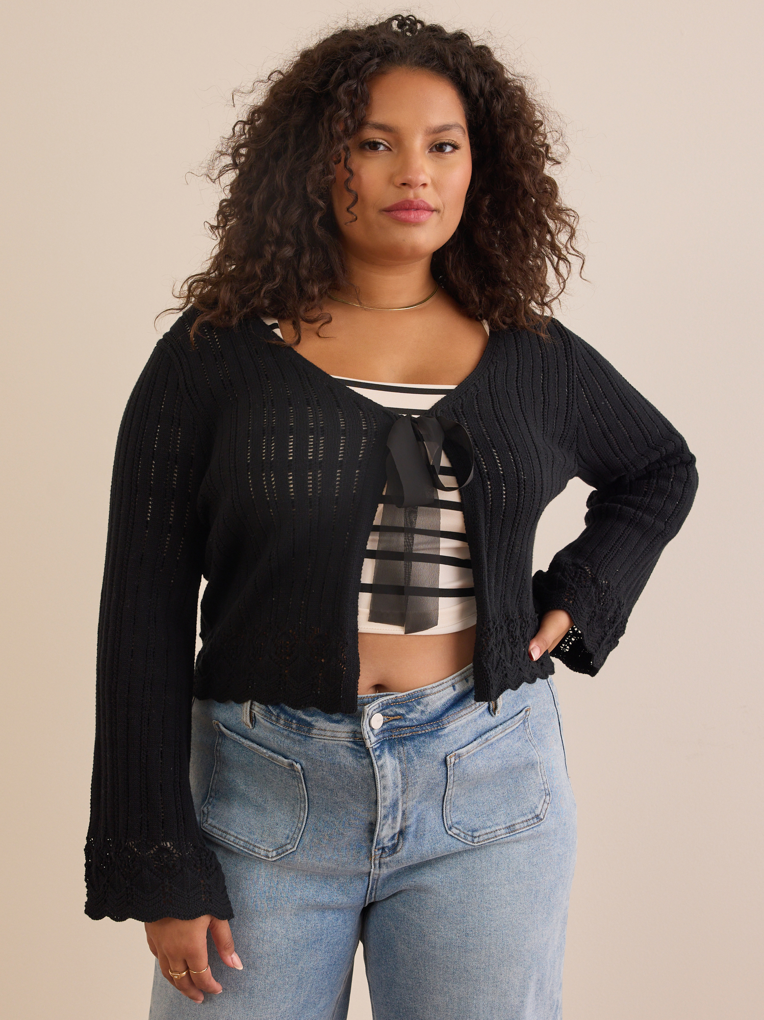 最高の品質 Azariah Crochet Arula | Black in Shrug トップス