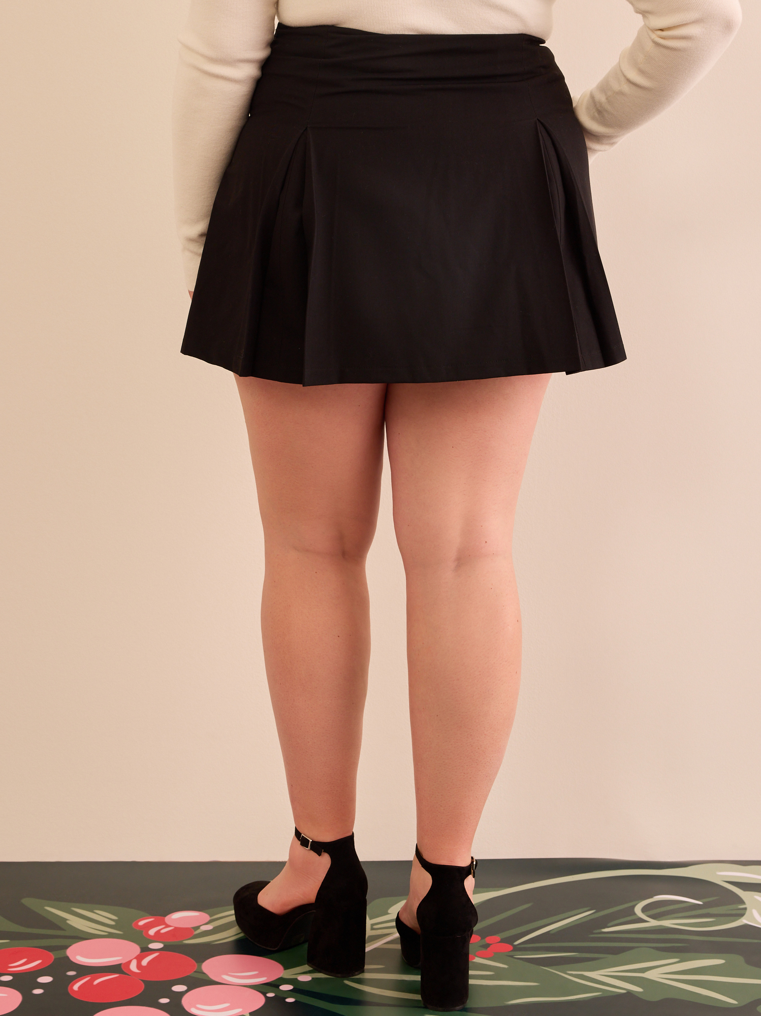 Florence Bow Mini Skort in Black | Arula