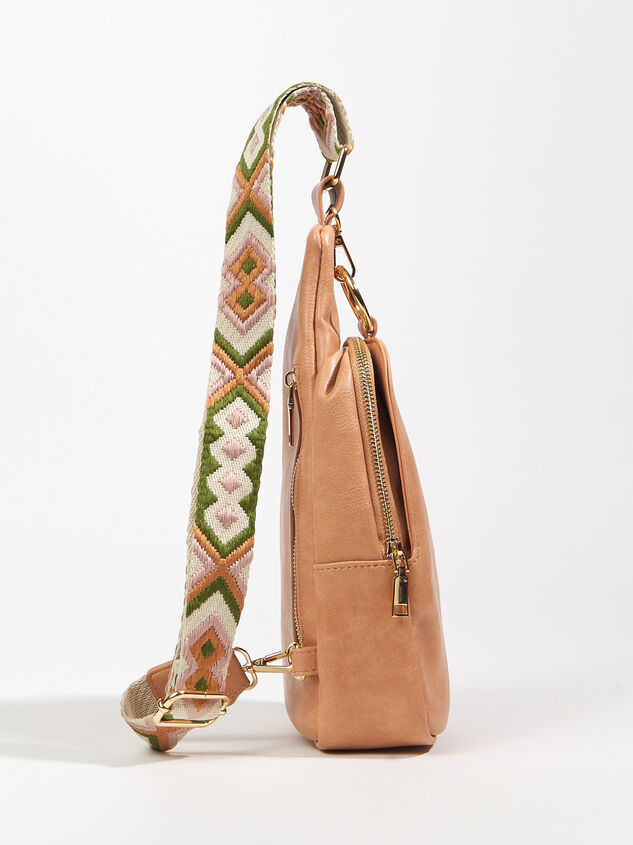 Vana Sling Bag Detail 2 - ARULA
