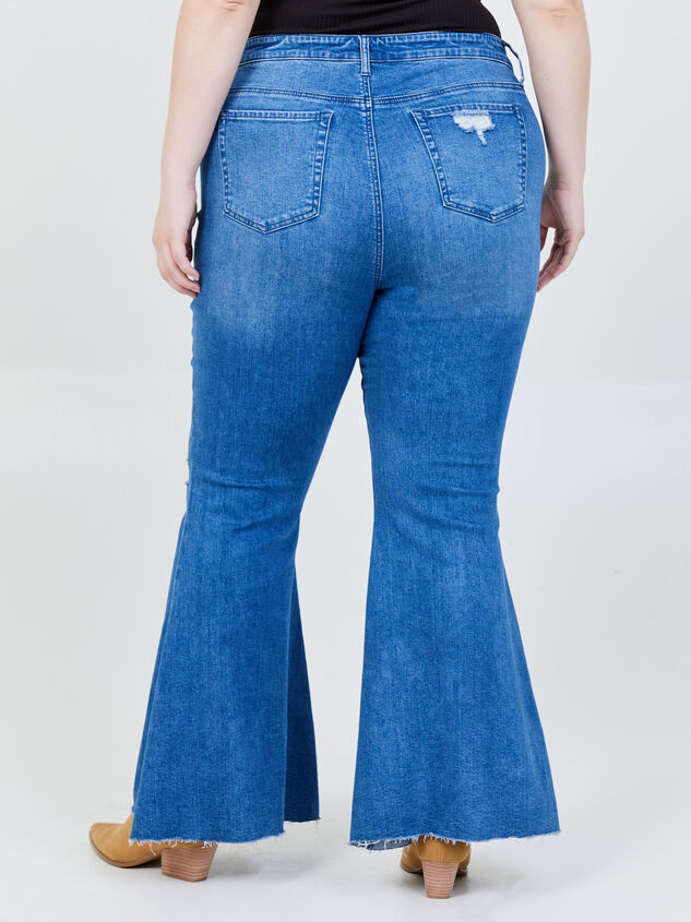 Alyssa Incrediflex Flare Jeans Detail 4 - ARULA