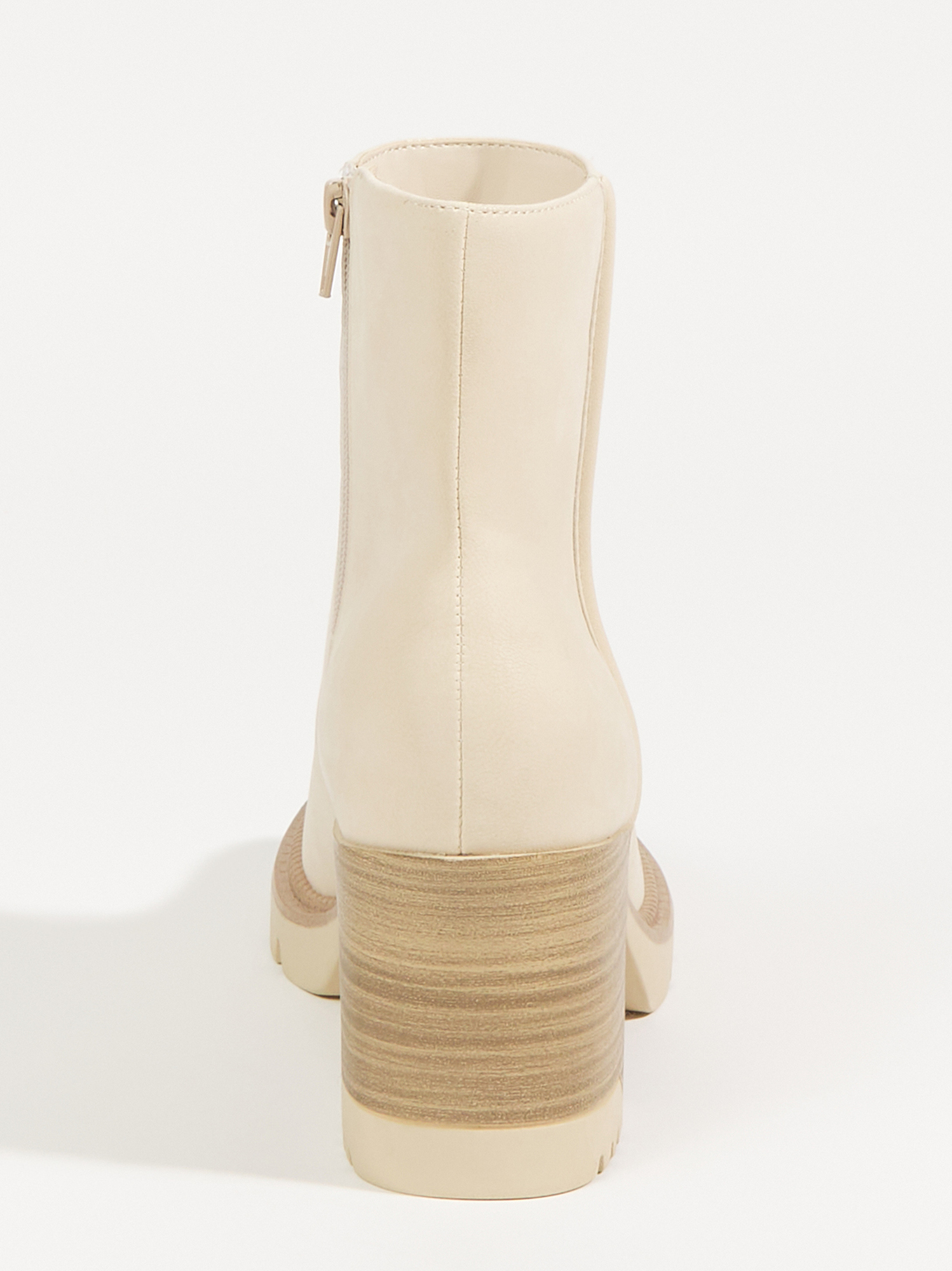 Lolla chelsea boot discount