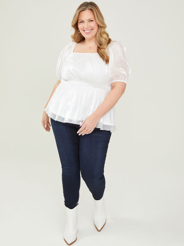Addison Top Detail 2 - ARULA