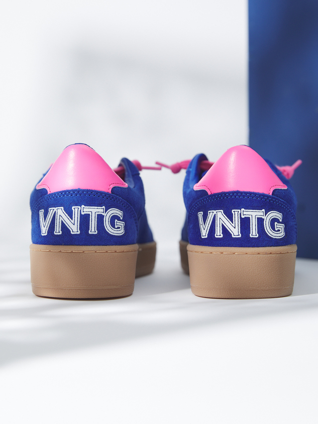 Denisse Star Sneaker By Vintage Havana Detail 3 - ARULA
