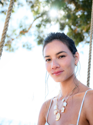 Shell Charm Necklace - ARULA - 
