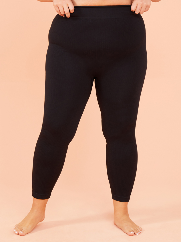 Seamless Ribbed Leggings Detail 3 - ARULA