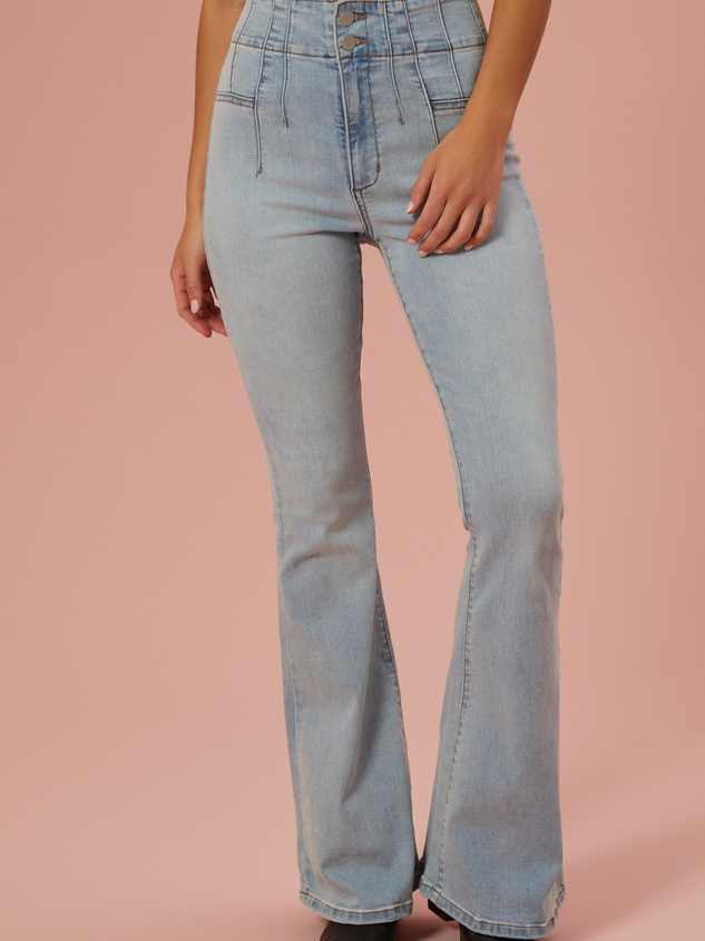 Lexi Flare Jeans Detail 3 - ARULA