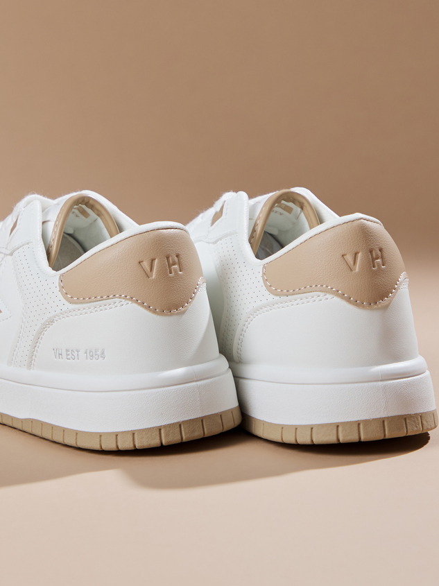 Stellar Kicks Sneakers By Vintage Havana Detail 4 - ARULA