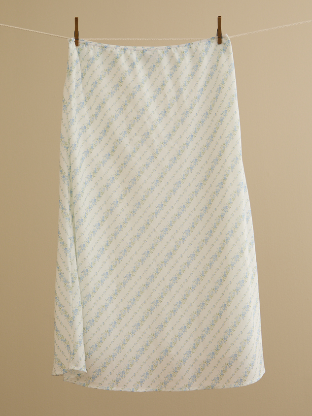 Hanah Floral Midi Skirt Detail 3 - ARULA