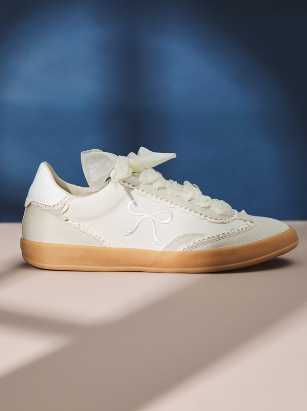 Julie Bow Lace Sneakers Detail 4 - ARULA