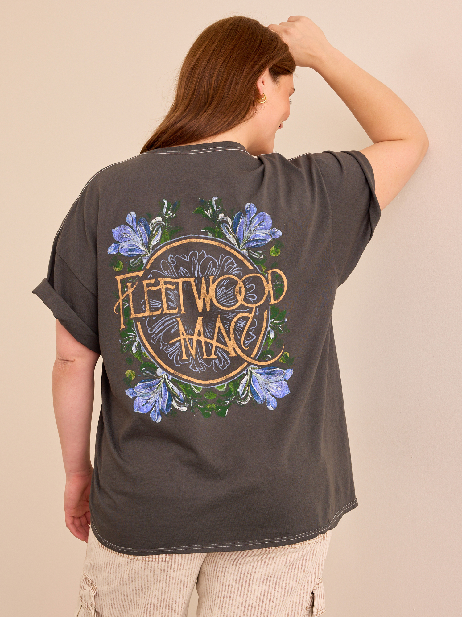 Fleetwood Mac Graphic Tee in Dark Grey Arula