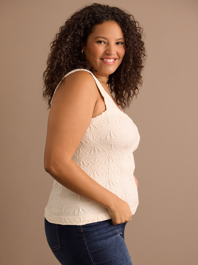 Blaire Seamless Floral Cami Detail 4 - ARULA