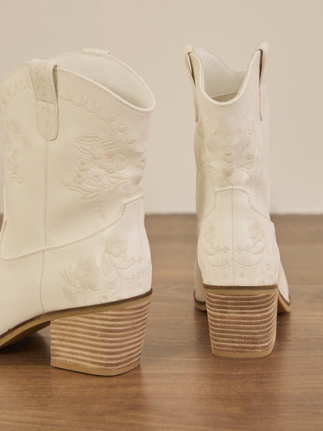 Melodi Wide Width Booties Detail 4 - ARULA