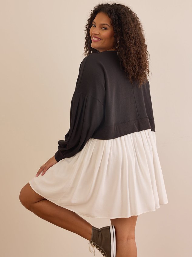 Nina Sweatshirt Dress Detail 5 - ARULA