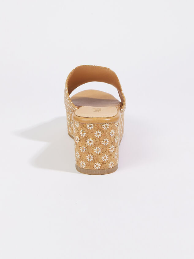Peony Wide Width Wedges Detail 3 - ARULA