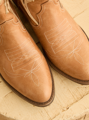 Rosetta Boots by Matisse - ARULA