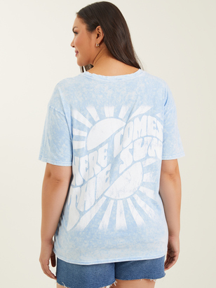 Here Comes The Sun Graphic Tee - ARULA