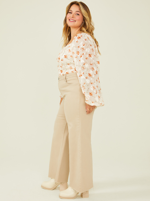 Bella Floral Top Detail 3 - ARULA