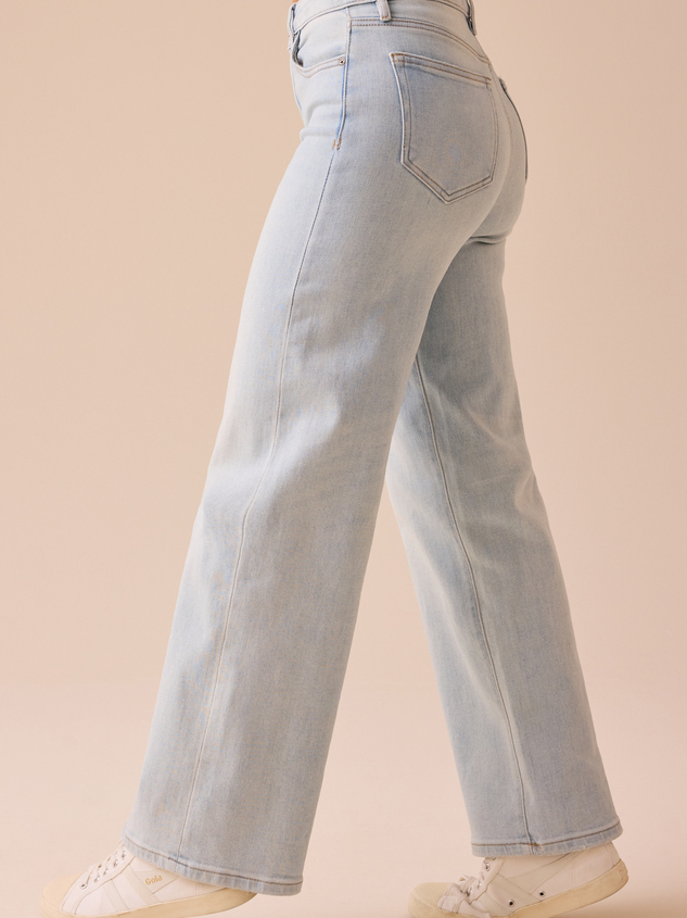 Denver Straight Leg Jeans Detail 4 - ARULA