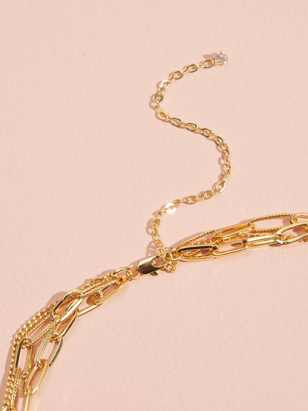 Amelia Chain Necklace Detail 3 - ARULA