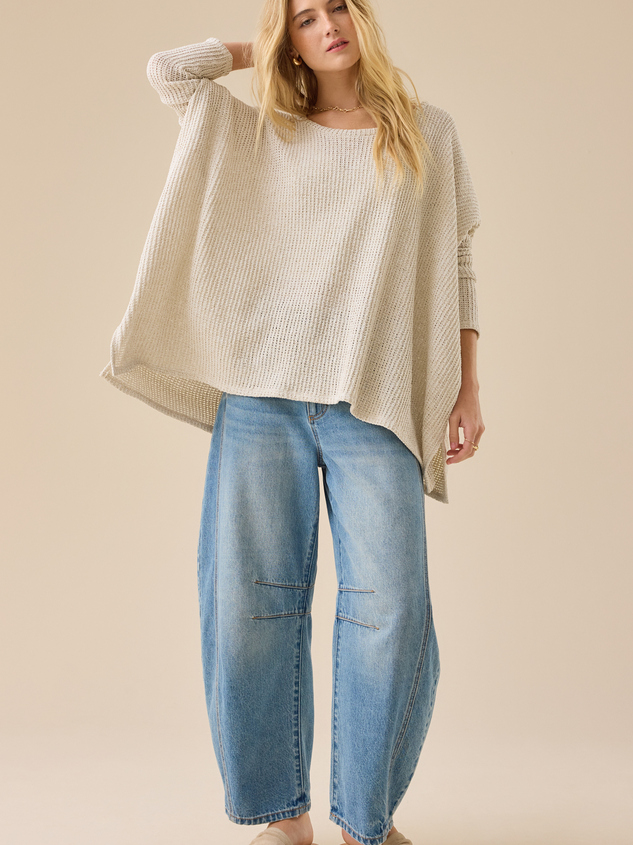Liddy Oversized Sweater Detail 3 - ARULA