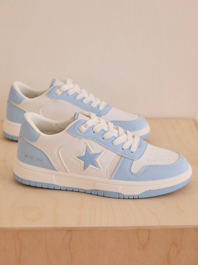 Stellar Kicks Sneakers By Vintage Havana Detail 5 - ARULA