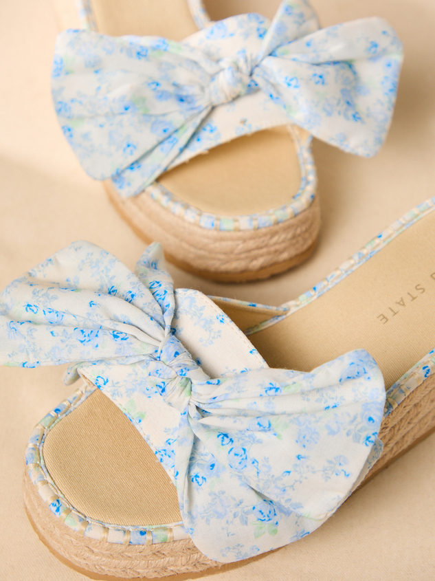 The Praciee Platform Sandal - ARULA